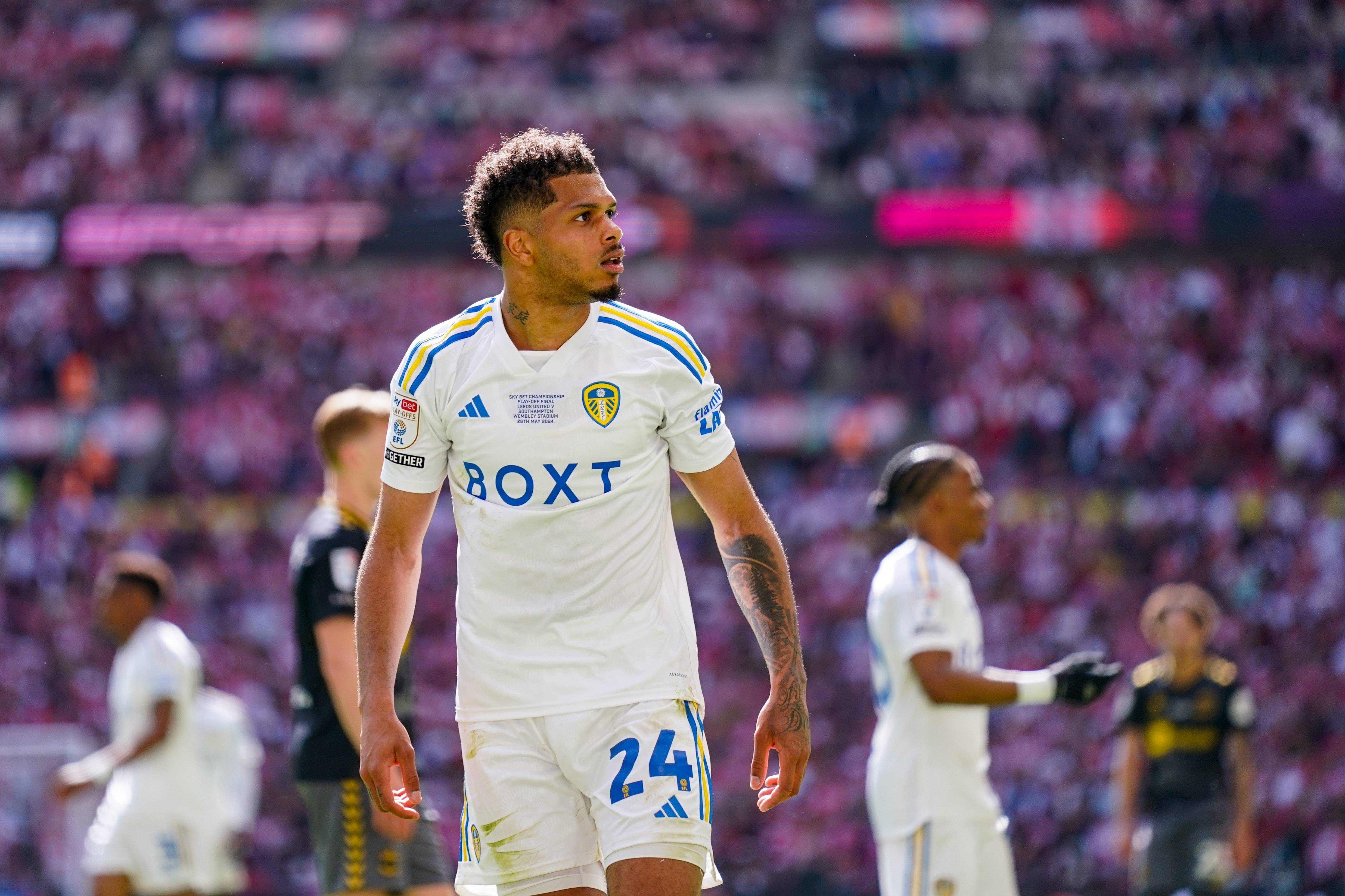 瓦伦西亚发布备战花絮,今夜再遭质疑,国王杯任务艰巨,球队文化再被提及(瓦伦西亚与国王杯) 瓦伦西亚发布备战花絮,今夜再遭质疑,国王杯任务艰巨,球队文化再被提及(瓦伦西亚与国王杯)